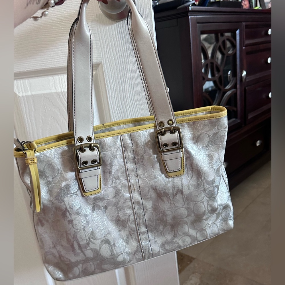Coach White and Yellow Shoulder Bag